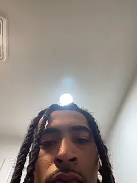 Snapshot of Mellyj053 chatting on April 14, 8:26 pm Mellyj053 online show from April 14, 8:26 pm