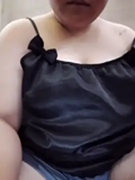 Zoe-666 online show from July 19, 3:32 am
