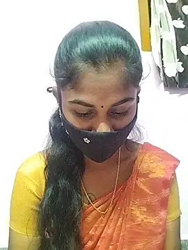 Tamil Hot RoyalQueen online show from April 1, 4:48 pm