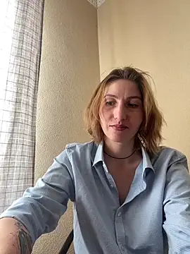  Crystal 2 online show from February 4, 9:04 am