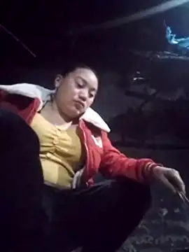 Snapshot of LingLing002 chatting on January 13, 9:31 pm LingLing002 online show from January 13, 9:31 pm