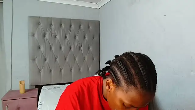 Snapshot of MelowD_2 chatting on May 15, 10:06 pm MelowD 2 online show from May 15, 10:06 pm