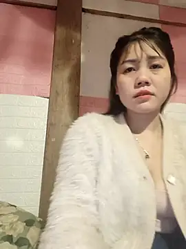 Snapshot of Ngocmai_lazdy chatting on February 12, 3:51 pm Ngocmai lazdy online show from February 12, 3:51 pm