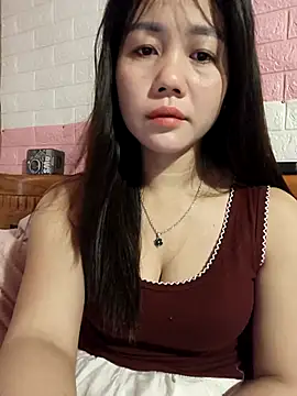 Snapshot of Ngocmai_lazdy chatting on March 27, 9:53 am Ngocmai lazdy online show from March 27, 9:53 am