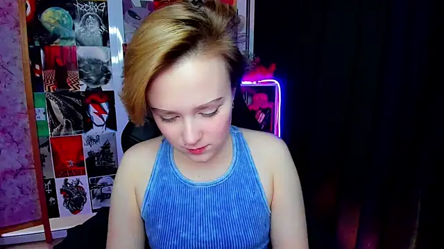 Ellie Heavenly online show from February 14, 1:57 am