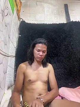 HugeAgatha online show from June 15, 2:47 am