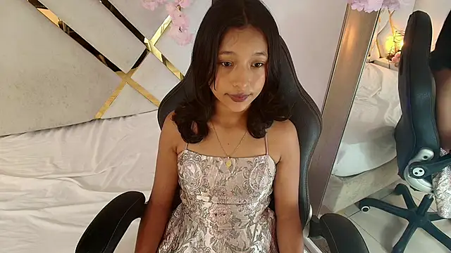 Snapshot of Real_virgin_Pussy chatting on June 17, 5:36 pm Real virgin Pussy online show from June 17, 5:36 pm