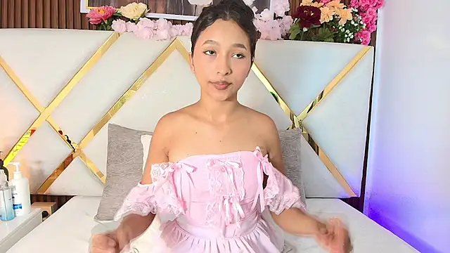 Snapshot of Real_virgin_Pussy chatting on July 31, 7:46 pm Real virgin Pussy online show from July 31, 7:46 pm