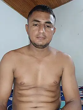 Snapshot of knox_zeque chatting on July 16, 8:26 pm knox zeque online show from July 16, 8:26 pm