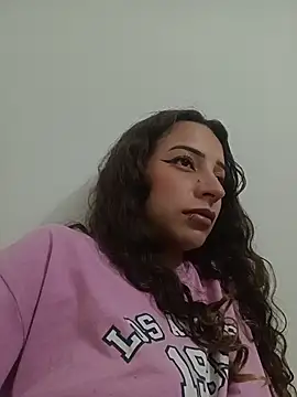 AlexxaAndRileyy online show from March 21, 4:39 am