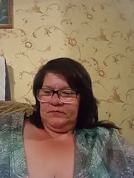 NysiOlsen online show from June 14, 6:43 pm