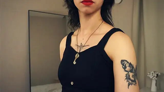 TereseBeebe online show from January 18, 9:29 pm