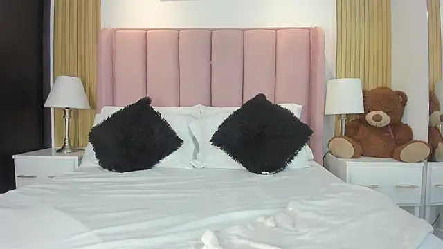 xXxSamantha   online show from February 26, 9:58 pm