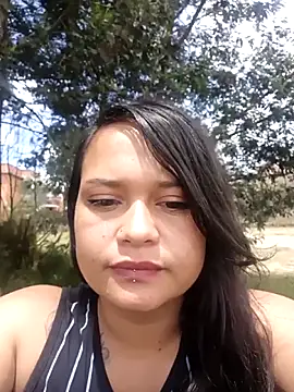 Snapshot of ebonysummer_ chatting on June 6, 4:44 pm ebonysummer online show from June 6, 4:44 pm