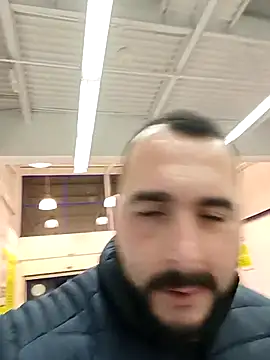 Snapshot of Miguelpulidotriguero11 chatting on January 15, 8:12 pm Miguelpulidotriguero11 online show from January 15, 8:12 pm