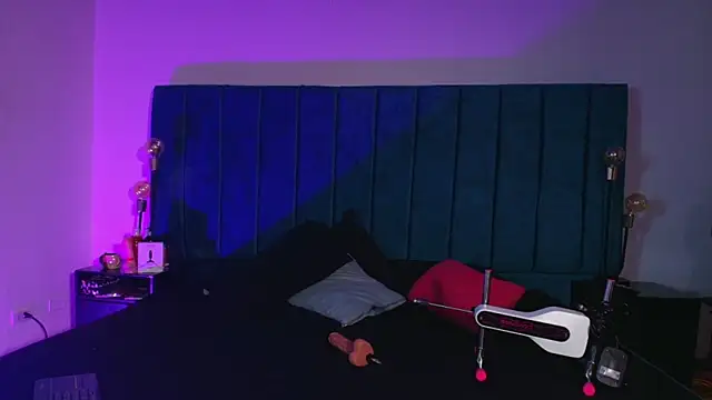 Snapshot of Ethan_Briggs_ chatting on March 7, 3:36 am Ethan Briggs online show from March 7, 3:36 am