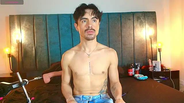 Snapshot of Ethan_Briggs_ chatting on March 28, 3:50 am Ethan Briggs online show from March 28, 3:50 am