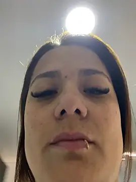 Pretty  Milf online show from March 21, 2:53 pm