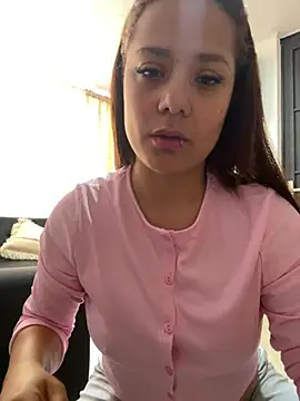 Pretty  Milf online show from July 7, 3:27 pm