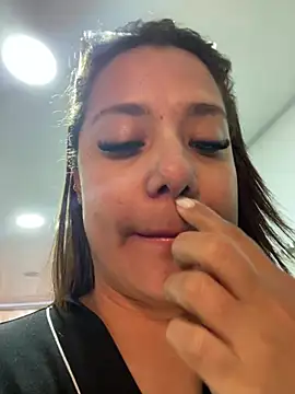 Pretty  Milf online show from July 18, 11:58 am