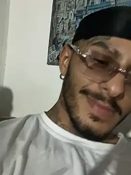 liyamjunior online show from March 13, 3:02 am