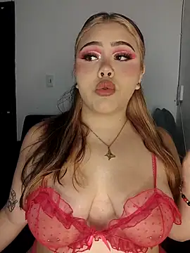 Snapshot of Emma-Roy chatting on March 10, 9:42 pm Emma-Roy online show from March 10, 9:42 pm