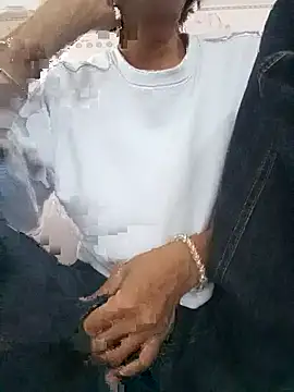 Snapshot of Lisa_xx2 chatting on January 14, 4:29 am Lisa xx2 online show from January 14, 4:29 am