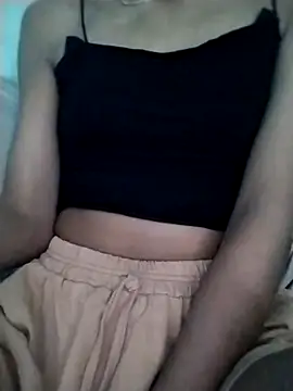 Snapshot of Lisa_xx2 chatting on March 28, 1:05 am Lisa xx2 online show from March 28, 1:05 am