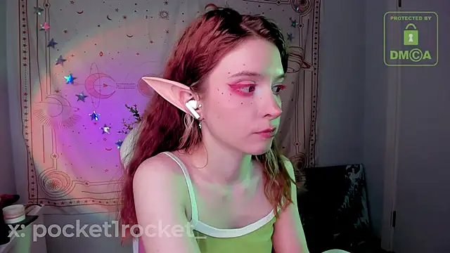 Snapshot of _PocketRocket_ chatting on October 15, 11:05 pm PocketRocket online show from October 15, 11:05 pm