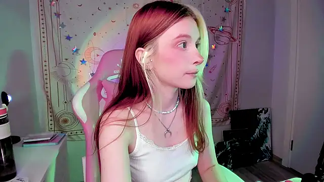 Snapshot of _PocketRocket_ chatting on January 10, 1:40 am PocketRocket online show from January 10, 1:40 am