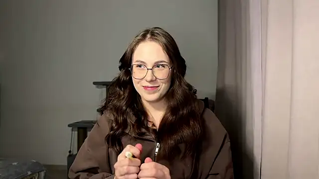 JanelleCourville online show from February 17, 4:13 pm