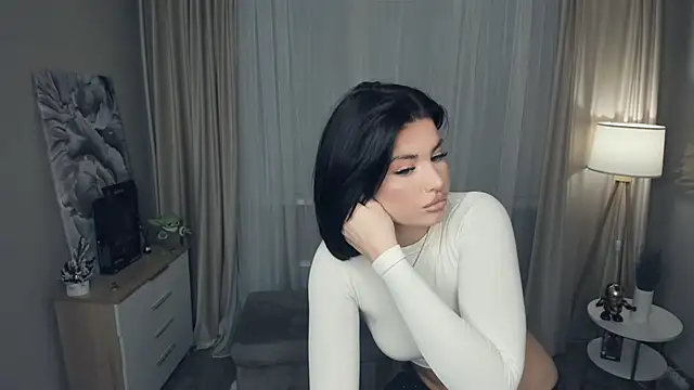 heylilshawty online show from February 7, 8:34 pm