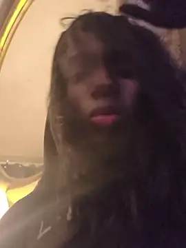 Snapshot of dianagonewild chatting on March 20, 7:46 am dianagonewild online show from March 20, 7:46 am