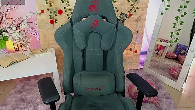 Lappyloo online show from February 15, 2:19 am