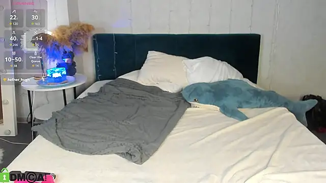 Snapshot of Mira_Silk chatting on March 22, 11:24 am Mira Silk online show from March 22, 11:24 am