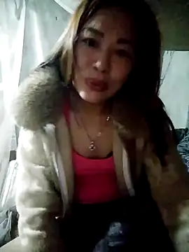 out-lustt online show from January 18, 10:02 pm