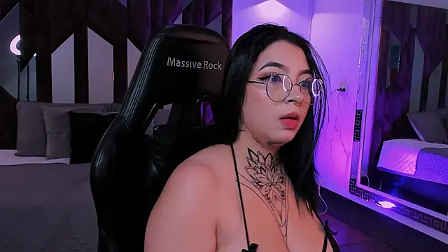 Mila laurent1 online show from February 23, 11:02 pm