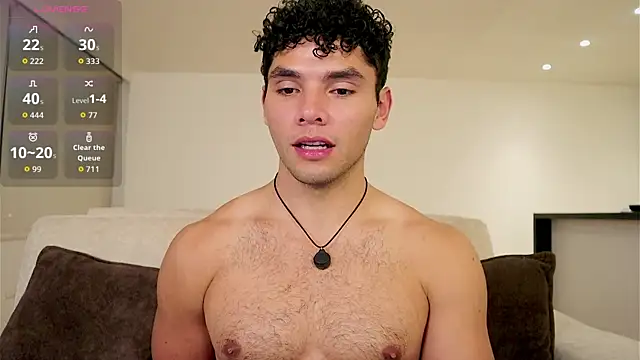 Thiago L online show from February 10, 2:04 am