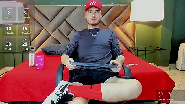 Snapshot of Salvattore_Muller chatting on March 7, 6:38 pm Salvattore Muller online show from March 7, 6:38 pm