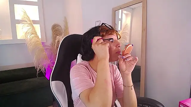 melodyy as online show from March 17, 1:14 pm