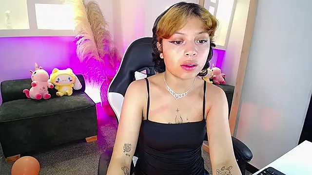 melodyy as online show from April 28, 1:05 pm