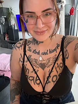 Snapshot of NyxTattoo chatting on March 11, 2:56 pm NyxTattoo online show from March 11, 2:56 pm