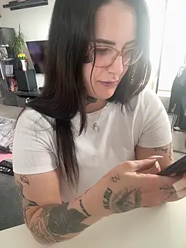 Snapshot of NyxTattoo chatting on March 26, 2:11 pm NyxTattoo online show from March 26, 2:11 pm