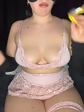 Snapshot of EvaLina111 chatting on March 5, 9:00 pm EvaLina111 online show from March 5, 9:00 pm