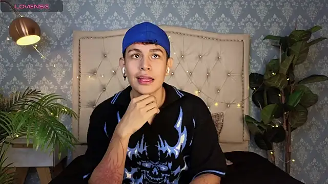 Blakee Blossom online show from February 3, 9:42 pm