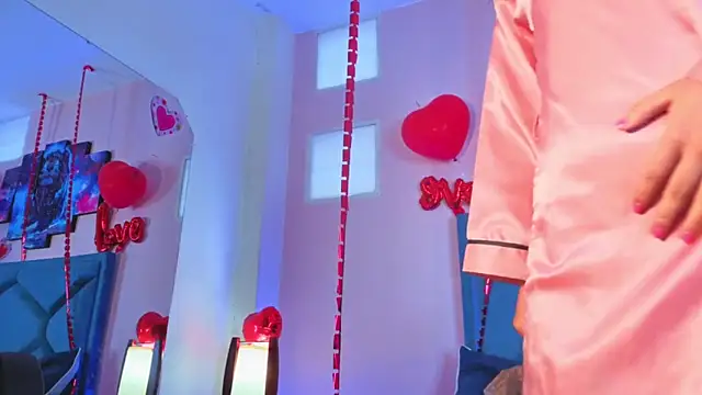 Snapshot of LilibetWeber chatting on February 17, 12:12 pm LilibetWeber online show from February 17, 12:12 pm