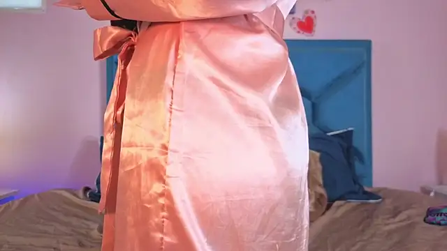 Snapshot of LilibetWeber chatting on March 4, 12:00 pm LilibetWeber online show from March 4, 12:00 pm