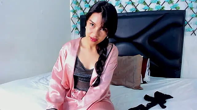 Snapshot of LilibetWeber chatting on March 19, 12:20 pm LilibetWeber online show from March 19, 12:20 pm