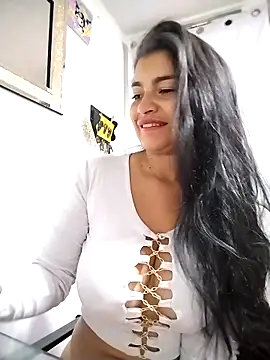 Scarlett Hot69 online show from May 13, 7:50 am