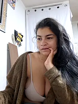 Scarlett Hot69 online show from June 12, 7:29 am
